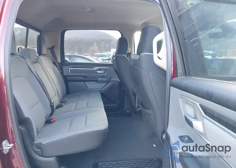 2020 Ram 1500 Big Horn 4X4 6'4 Box z USA, uszkodzony, nr VIN 1C6SRFMT6LN175440